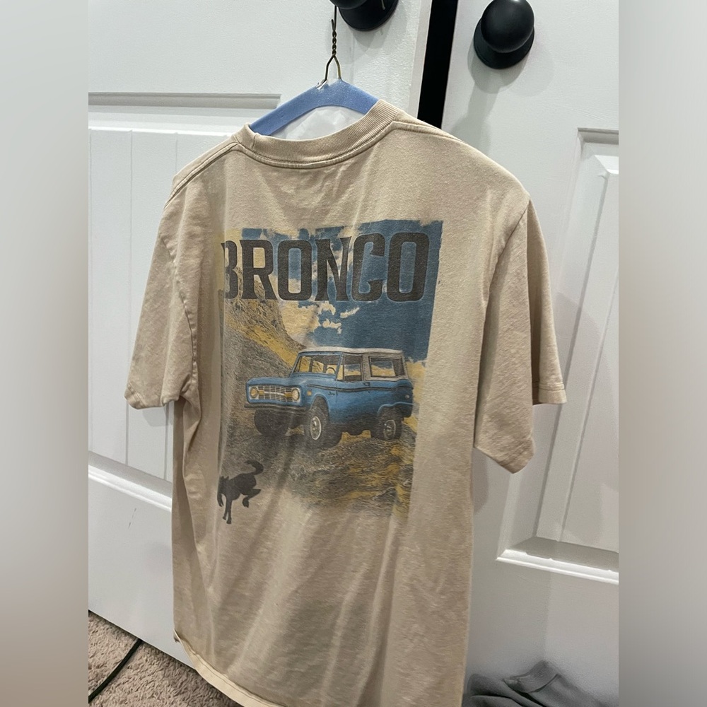 Bronco tshirt